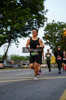 Runner Photo 4197075