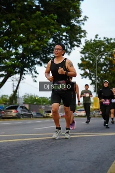 Runner Photo 4197076