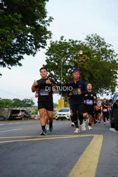 Runner Photo 4197091