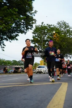 Runner Photo 4197095