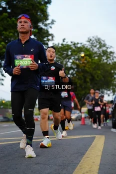 Runner Photo 4197115