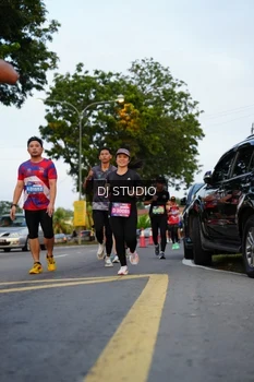 Runner Photo 4197119