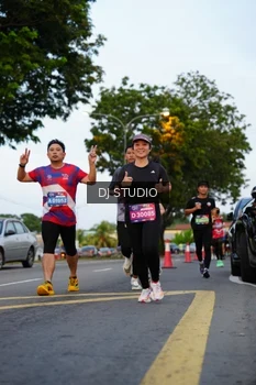 Runner Photo 4197126