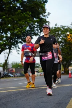 Runner Photo 4197132