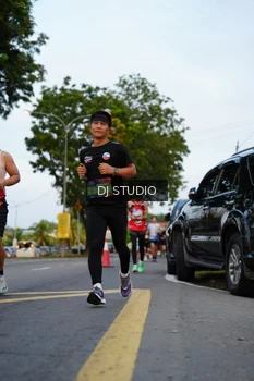 Runner Photo 4197148