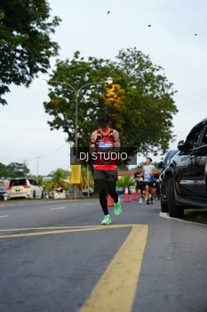 Runner Photo 4197161