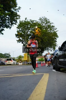 Runner Photo 4197163