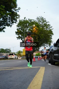 Runner Photo 4197165