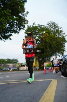 Runner Photo 4197172
