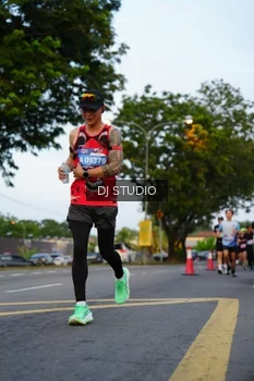 Runner Photo 4197174