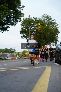 Runner Photo 4197188