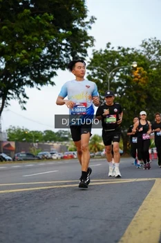Runner Photo 4197201