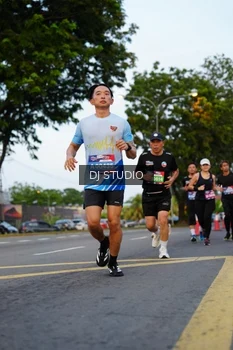 Runner Photo 4197202