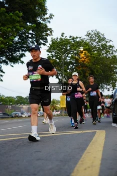 Runner Photo 4197209