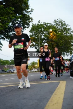 Runner Photo 4197212