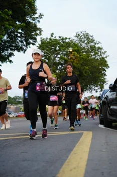 Runner Photo 4197220