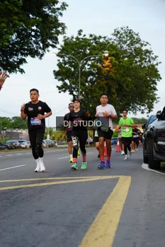 Runner Photo 4197233