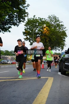 Runner Photo 4197243
