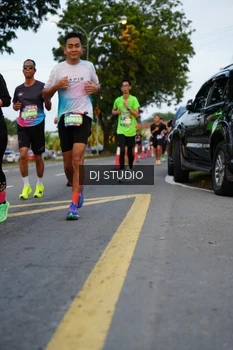Runner Photo 4197252
