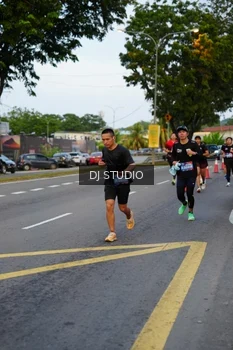 Runner Photo 4197276