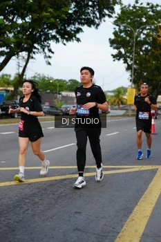 Runner Photo 4197304