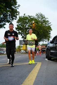 Runner Photo 4197325