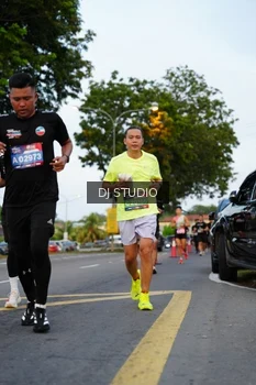 Runner Photo 4197331