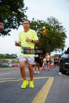 Runner Photo 4197340