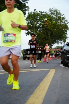 Runner Photo 4197341