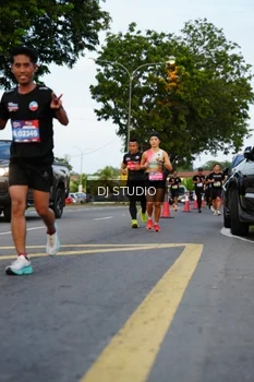 Runner Photo 4197354