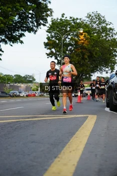Runner Photo 4197361
