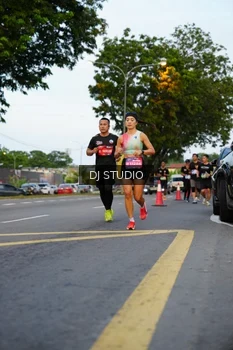 Runner Photo 4197362