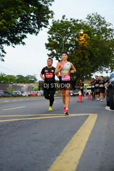 Runner Photo 4197363