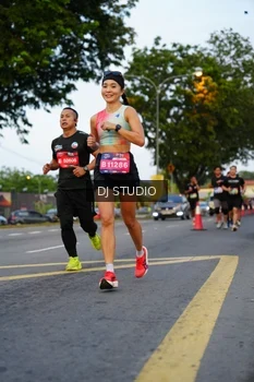Runner Photo 4197379