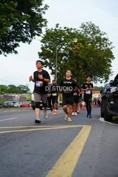 Runner Photo 4197392
