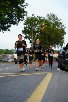 Runner Photo 4197394