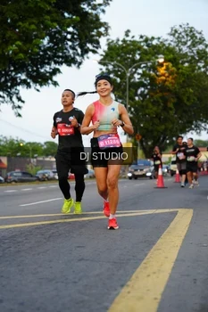 Runner Photo 4197398