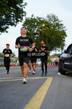 Runner Photo 4197406