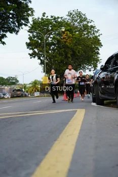 Runner Photo 4197427