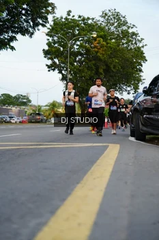 Runner Photo 4197430