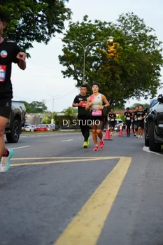Runner Photo 4197431