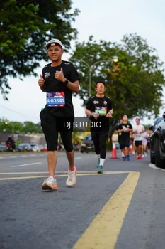 Runner Photo 4197458