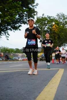 Runner Photo 4197461