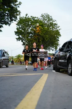 Runner Photo 4197470