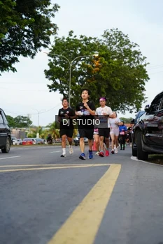 Runner Photo 4197474
