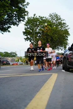 Runner Photo 4197476
