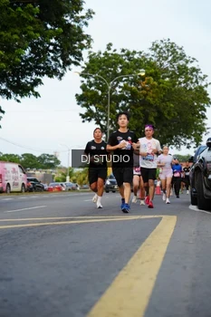 Runner Photo 4197482