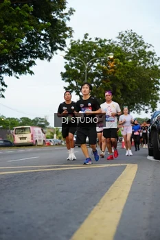 Runner Photo 4197486
