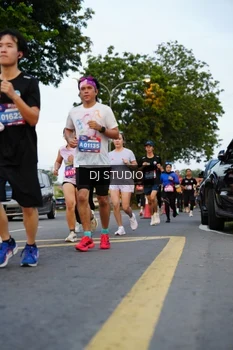 Runner Photo 4197501