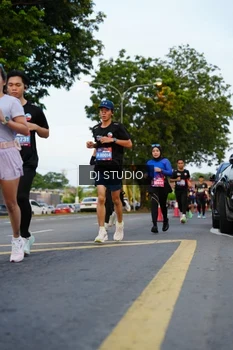 Runner Photo 4197513